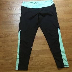 NWOT TEK GEAR MID-RISE XL WORKOUT ATHLETIC LEGGING
